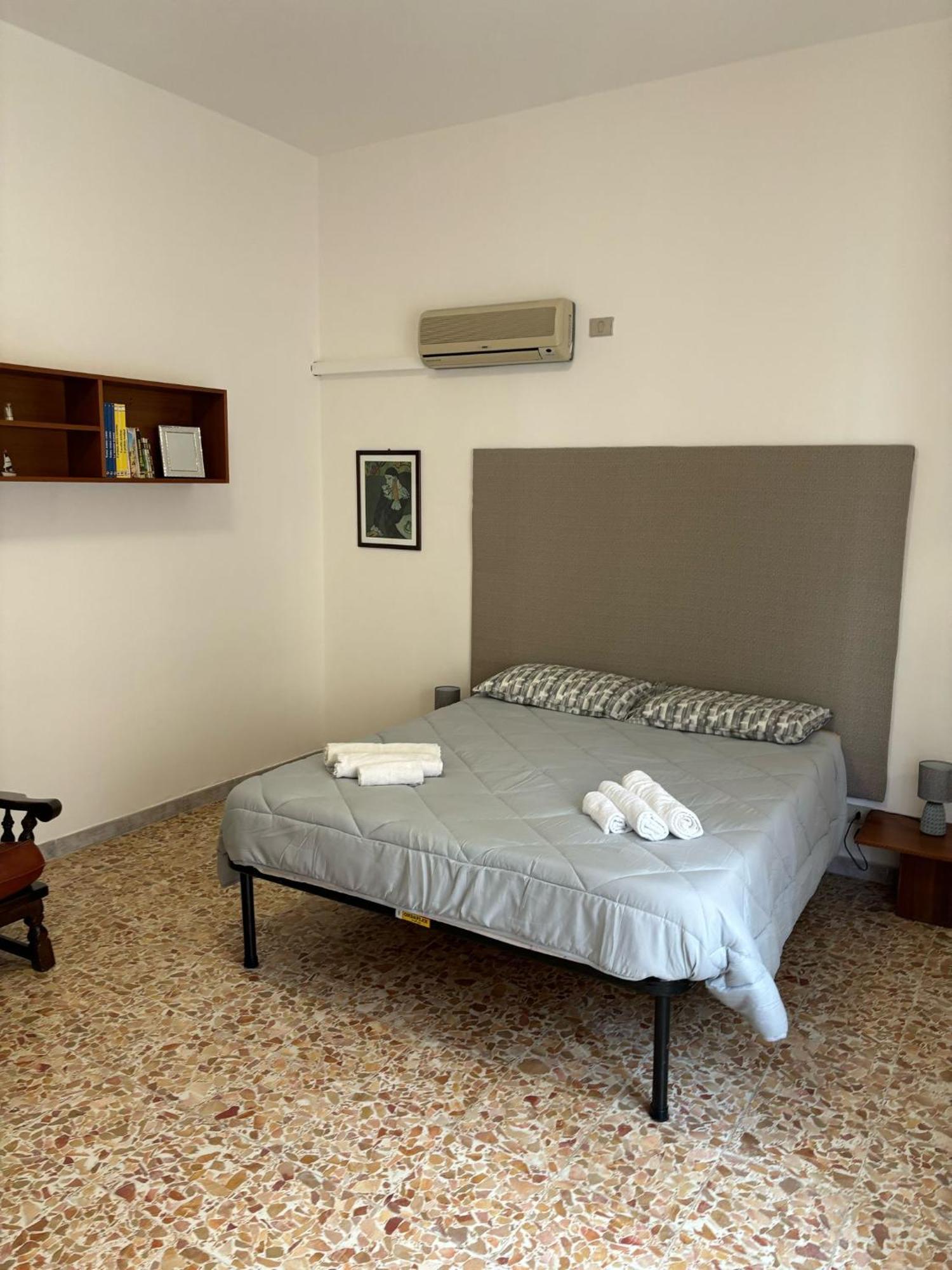 Pm 41 Via Ennio Porrino Guest House Alghero Exterior foto